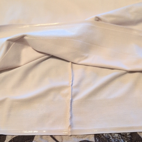 Ruby Ribbon 42 Cream Cami - Picture 6 of 9